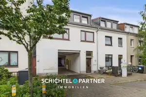 Hastedt | Mehrparteienhaus mit zwei Wohneinheiten und  großer Lagerhalle – Bremen – Vorschaubild 1