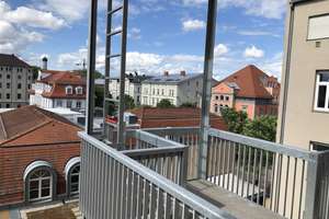 Ruhig gelegene 3-Zimmer-Wohnung in Augsburg direkt am Königsplatz mit super Aussichtsbalkon – Bahnhofstraße 6, 86150 Bahnhofs-, Bismarckviertel, Augsburg – Vorschaubild 8