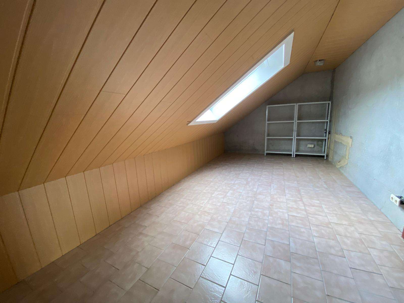 Immobilie in Ebermannstadt - Doppelhaushälfte mit Garten, Garage und viel Platz für die Familie - Bild 2