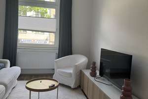  90 m² Altbauwohnung in zentraler Düsseldorfer Lage – vollmöbliert + 5.000 € Möbelabschlag – Hüttenstraße 79, 40215 Friedrichstadt, Düsseldorf – Vorschaubild 3