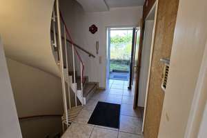 Schnuckeliges Reihenmittelhaus mit Terrasse und Garten in Ortsrandlage sucht neue Familie! – Die vollständige Adresse der Immobilie erhältst du vom Anbieter., 71272 Renningen – Vorschaubild 8