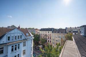 -Über den Dächern von Düsseldorf- Traumhafte Altbauwohnung zzgl. 28 m² Spitzboden – Die vollständige Adresse der Immobilie erhältst du vom Anbieter., 40215 Friedrichstadt, Düsseldorf – Vorschaubild 18