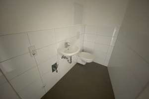 2 Zimmer mit Dusche – Zwickauer Damm 12, 12353 Gropiusstadt, Berlin – Vorschaubild 7