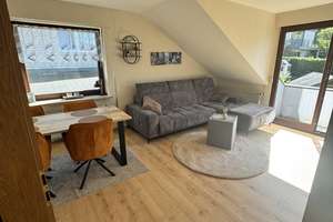 Gemütliche Dachgeschosswohnung in ruhiger, stadtnaher Lage