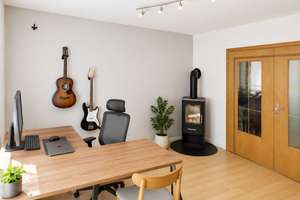 Einfamilienhaus mit Potential in Hünfelden - Mensfelden – 60329 Bahnhofsviertel, Frankfurt am Main – Vorschaubild 4