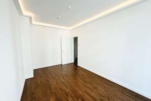 Genial! + PKW-Stellplatz inklusive + Dunkles Parkett + Fußbodenheizung + Wanne & Dusche + LED-Licht  – Petzscher Straße 12, 4129 Eutritzsch, Leipzig – Vorschaubild 15