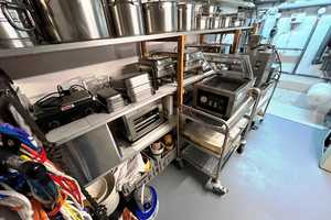Zwei Häuser/ eine Gewerbehalle/ Garagenanlage &amp; Büroeinheit zum Kauf – Kassel (Kreis) – Vorschaubild 20