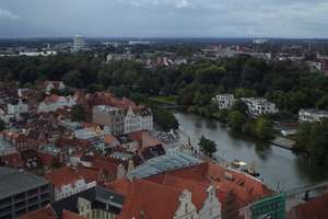 möbliert: im  Herzen der Stadt-  bis 5 Pers. möglich :  City - Wohnung - 1. Stock m. Dachterrasse!! – Die vollständige Adresse der Immobilie erhältst du vom Anbieter., 23552 Innenstadt, Lübeck – Vorschaubild 11