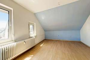 Mitten in Schwanheim - 3-Familienhaus zum vermieten oder selbst bewohnen – 60529 Schwanheim, Frankfurt am Main – Vorschaubild 8
