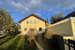 ! KAUFPREIS AUF ANFRAGE ! Freistehendes Einfamilienhaus in bester Lage – Die vollständige Adresse der Immobilie erhältst du vom Anbieter., 85764 Oberschleißheim – Vorschaubild 2