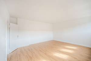 Helle 2-Zimmerwohnung in Bestlage von Flingern-Nord – 40233 Flingern Nord, Düsseldorf – Vorschaubild 3
