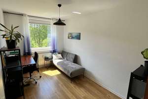 Befristete Zwischenmiete vollmöblierte 4,5 Zimmer ENDE OKTOBER BIS FEBRUAR temporary lease OCT-FEBR – Georg-Raloff-Ring 19, 22309 Steilshoop, Hamburg – Vorschaubild 3