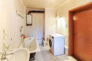 Reihenmittelhaus mit eigener Werkstatt und gepflegten Hof in urbaner Lage – Die vollständige Adresse der Immobilie erhältst du vom Anbieter., 99510 Apolda – Vorschaubild 11