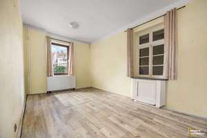 Bremen – Lindenhof | Sanierungsbedürftiges Reihenendhaus mit Anbau & 2 Garagen – Die vollständige Adresse der Immobilie erhältst du vom Anbieter., 28237 Lindenhof, Bremen – Vorschaubild 5