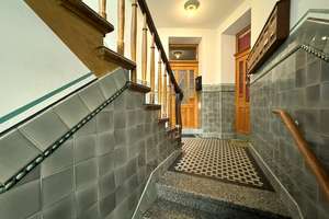 Große Altbauwohnung in wunderschönem Jugendstil-Haus im Bielefelder Westen! – Die vollständige Adresse der Immobilie erhältst du vom Anbieter., 33615 Mitte, Bielefeld – Vorschaubild 2