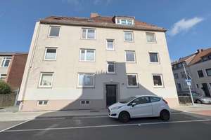 Vermietete Zwei-Zimmer-Wohnung mit Küche und Balkon in Findorff