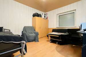 Drei Zimmer Wohnung mit neuem Südwest Balkon und schönem Ausblick – Die vollständige Adresse der Immobilie erhältst du vom Anbieter., 38226 Lebenstedt, Salzgitter – Vorschaubild 3