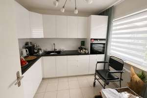 Charmantes Reihenmittelhaus in bester Wohnlage von Köln-Lövenich mit Garage und neuwertiger Küche – Die vollständige Adresse der Immobilie erhältst du vom Anbieter., 50859 Lövenich, Köln – Vorschaubild 4
