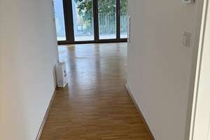 Wohnen am Österberg: Helle 3-Zimmer-Wohnung mit Balkon und 2 Bädern – Simon-Hayum-Straße 30, 72074 Österberg, Tübingen – Vorschaubild 6