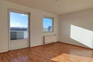 3-Zimmer-Wohnung mit Balkon mitten im Zentrum – Berliner Str. 12, 38226 Lebenstedt, Salzgitter – Vorschaubild 3