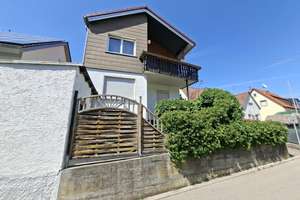 Schlossblick garantiert! Einfamilienhaus mit Garage in ländlicher Lage – Die vollständige Adresse der Immobilie erhältst du vom Anbieter., 89537 Giengen an der Brenz – Vorschaubild 2