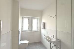 Erstbezug nach Sanierung ! Sanierte 3-Zimmer Wohnung in Top Lage von Mannheim !
