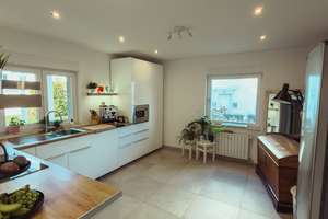 Exklusives Smart‑Energy‑Familienhaus mit 25 kW PV‑Anlage, Wallbox und großem Garten – Die vollständige Adresse der Immobilie erhältst du vom Anbieter., 38440 Köhlerberg, Wolfsburg – Vorschaubild 14