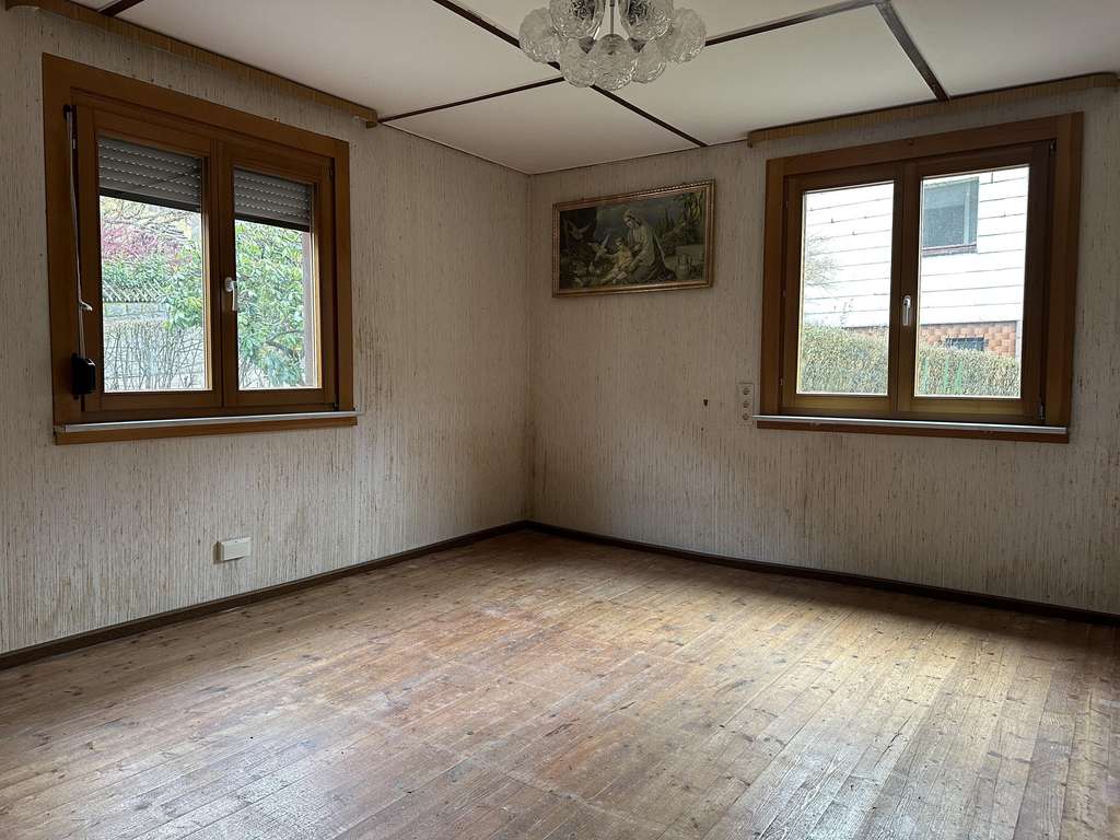 Immobilie in Hornberg - Potenzial mit Charme – Einfamilienhaus mit vielseitigen Möglichkeiten in Hornberg-Reichenbach! - Bild 3