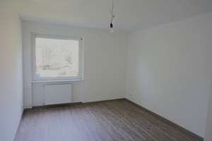 Attraktive 3-Zimmer Wohnung mit Süd-West-Balkon, Nähe Uni! – Die vollständige Adresse der Immobilie erhältst du vom Anbieter., 23562 Sankt Jürgen, Lübeck – Vorschaubild 3