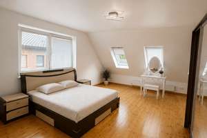 Großzügiges Zuhause in Hamburg-Niendorf – stilvoll wohnen mit viel Platz & traumhaftem Garten – Die vollständige Adresse der Immobilie erhältst du vom Anbieter., 22453 Niendorf, Hamburg – Vorschaubild 20