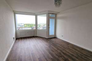Sofort bezugsfrei!
Frisch renovierte 2-Zimmerwohnung mit Balkon am Tor zu Aachener Innenstadt – Die vollständige Adresse der Immobilie erhältst du vom Anbieter., 52064 Markt, Aachen – Vorschaubild 3