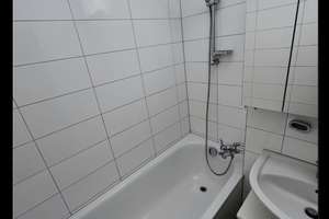 Property thumbnail 12