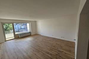 4-Zimmer Balkon Herzogstr. im 4.OG – 40215 Friedrichstadt, Düsseldorf – Vorschaubild 3
