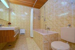 Möblierte Wohnung mit toller Terrasse in Stuttgart Untertürkheim – Die vollständige Adresse der Immobilie erhältst du vom Anbieter., 70327 Luginsland, Stuttgart – Vorschaubild 4