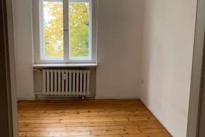 Stilvolle, geräumige und gepflegte 2-Zimmer-Wohnung mit Balkon und EBK in Charlottenburg, Berlin – Neue Kantstraße 11, 14057 Charlottenburg, Berlin – Vorschaubild 12