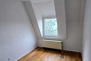 **Hochwertige 4-Zimmer-Wohnung in begehrter, zentraler Lage von Wuppertal** – Kiefernstr. 5, 42283 Wuppertal – Vorschaubild 4