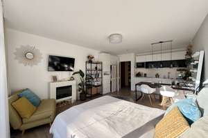 Zum 15.6/1.7 *Möblierte sonnige Wohn-Oase. Münchner Freiheit. Ruhig mit West-Loggia, TG-Stellplatz. – Die vollständige Adresse der Immobilie erhältst du vom Anbieter., 80802 Münchner Freiheit, München – Vorschaubild 20