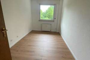 Ihr neues Zuhause: Helle 4,5 Zimmer-Wohnung mit Balkon & Tiefgarage – Freyaweg 11, 44805 Harpen/Rosenberg, Bochum – Vorschaubild 9