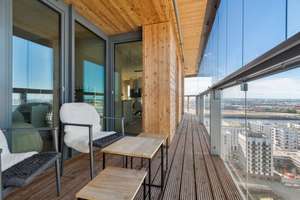Phänomenales Wohnen mit Weitblick
im höchsten Holzhaus der HafenCity – Die vollständige Adresse der Immobilie erhältst du vom Anbieter., 20457 HafenCity, Hamburg – Vorschaubild 7