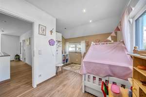 „Einziehen & wohlfühlen – Familienhaus mit Kamin, Garten & modernisiertem Außenauftritt“ – Die vollständige Adresse der Immobilie erhältst du vom Anbieter., 97688 Bad Kissingen – Vorschaubild 15