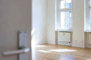 Bezugsfreie, große 3-Zimmer-Altbauwohnung mit Wohnküche, 2 Balkonen & Fahrstuhl – ideal für Familien – Berliner Allee 253, 13088 Weißensee, Berlin – Vorschaubild 8