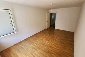 Bezugsfreie 2-Zimmer-Wohnung mit Westbalkon und Einzelgarage in Milbertshofen – Die vollständige Adresse der Immobilie erhältst du vom Anbieter., 80807 Milbertshofen, München – Vorschaubild 5