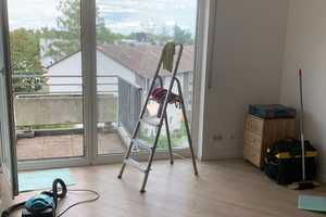 Geschmackvolle, gepflegte 1-Zimmer-Maisonette-Wohnung mit geh. Innenausstattung mit Balkon und EBK – Georg-von-Boeselager-Straße 34, 53117 Bonn – Vorschaubild 4