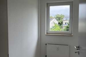 Helle, moderne 3-Zimmer Dachgeschosswohnung – Im Alten Bruch 45, 47259 Huckingen, Duisburg – Vorschaubild 10
