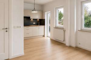 146 m² Wohnkomfort | Frisch renoviert | Garten | Balkon | 8 Zimmer - provisionsfrei – Die vollständige Adresse der Immobilie erhältst du vom Anbieter., 27576 Lehe, Bremerhaven – Vorschaubild 2