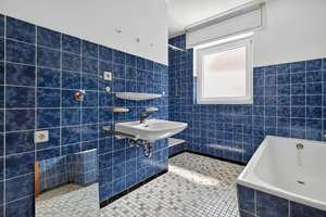 Sanierungsbedürftige 4 Zimmer-Wohnung mit drei Balkonen und viel Raum zur individuellen Gestaltung – Die vollständige Adresse der Immobilie erhältst du vom Anbieter., 76229 Grötzingen, Karlsruhe – Vorschaubild 10