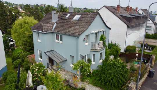 Bild von Historischer Charme trifft modernen Wohnkomfort – Altbauvilla in grüner Oase