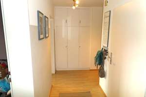 Ruhig gelegene 4-Zimmer-Obergeschoss-Wohnung,  mit Südbalkon, Gartenanteil und Garage – Nelkenstr. 12, 82407 Wielenbach – Vorschaubild 7
