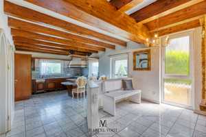 Wohnoase mit Stil: Doppelhaushälfte mit Wintergarten, Pool & Garage – Esslingen (Kreis) – Vorschaubild 4