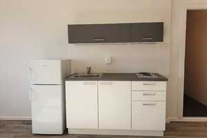***AB SEPTEMBER*** Smarte 2-Zimmer-Wohnung mit Einbauküche zu vermieten – Ringstraße 183, 4209 Leipzig – Vorschaubild 1
